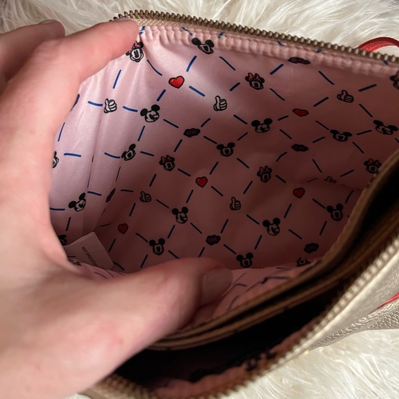 Freshly Picked Mickey Pouch - Picture 6 of 7